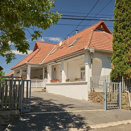 Csend,elet,regec Apartament
