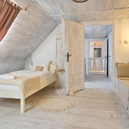 Apartament Csend,elet,regec